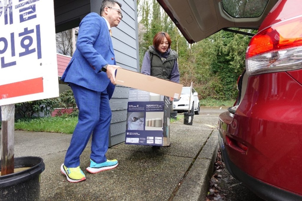 King County and community partners distribute air purifiers to thousands living near&nbsp;airports